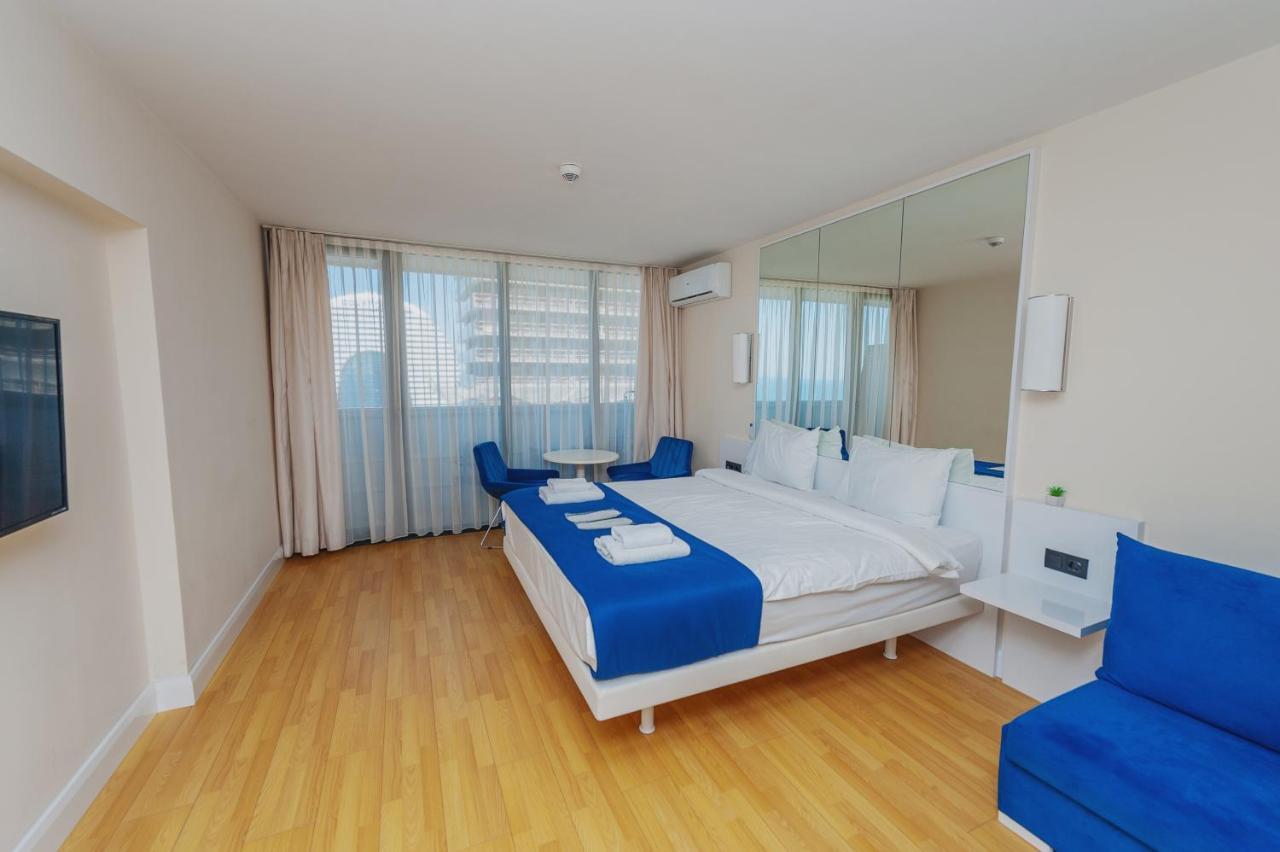巴统Orbi City Center Sea View公寓式酒店 外观 照片