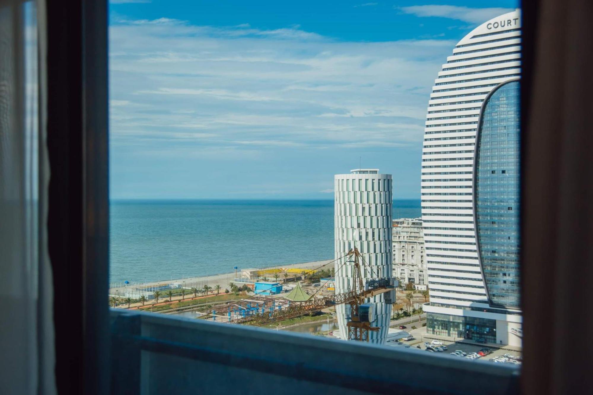 巴统Orbi City Center Sea View公寓式酒店 外观 照片